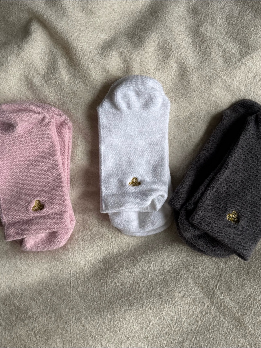 SET OF 3 TNA PILATES SOCKS - Picture 3 of 4